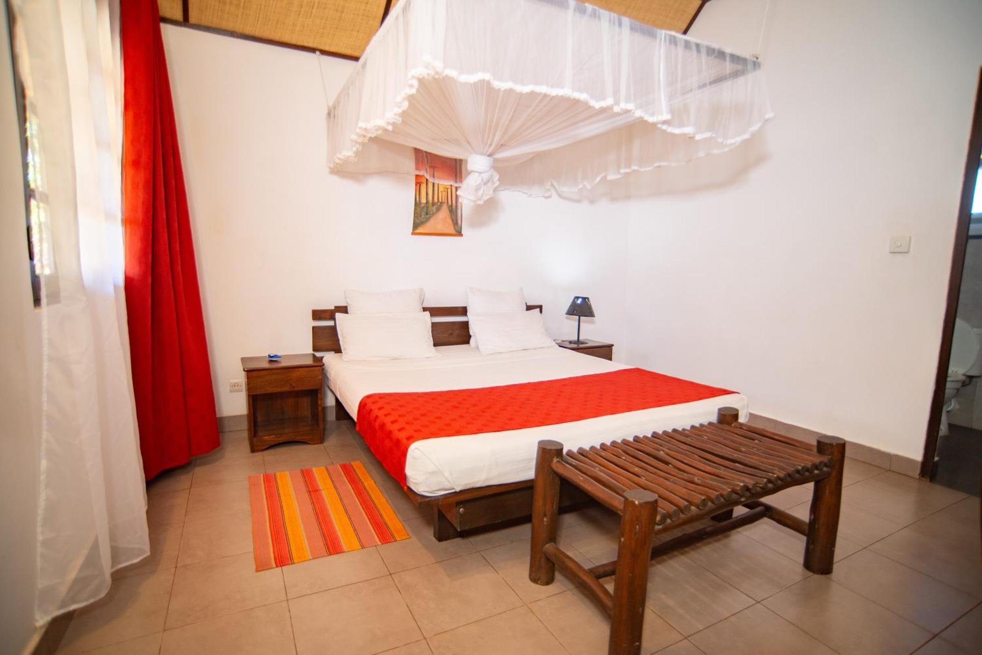 Hotel H1 Isalo Ranohira Buitenkant foto