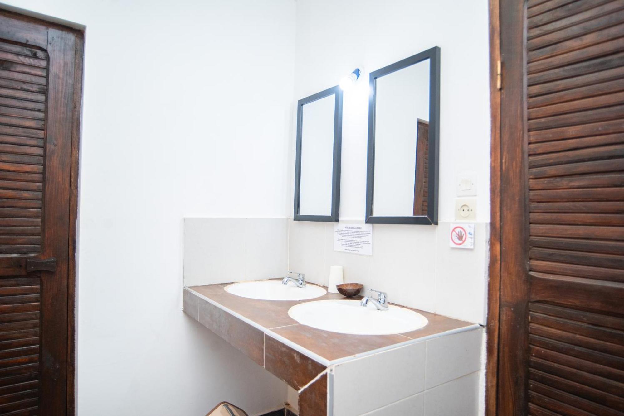 Hotel H1 Isalo Ranohira Buitenkant foto