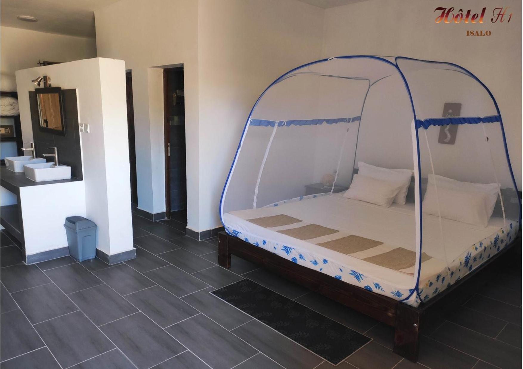 Hotel H1 Isalo Ranohira Buitenkant foto