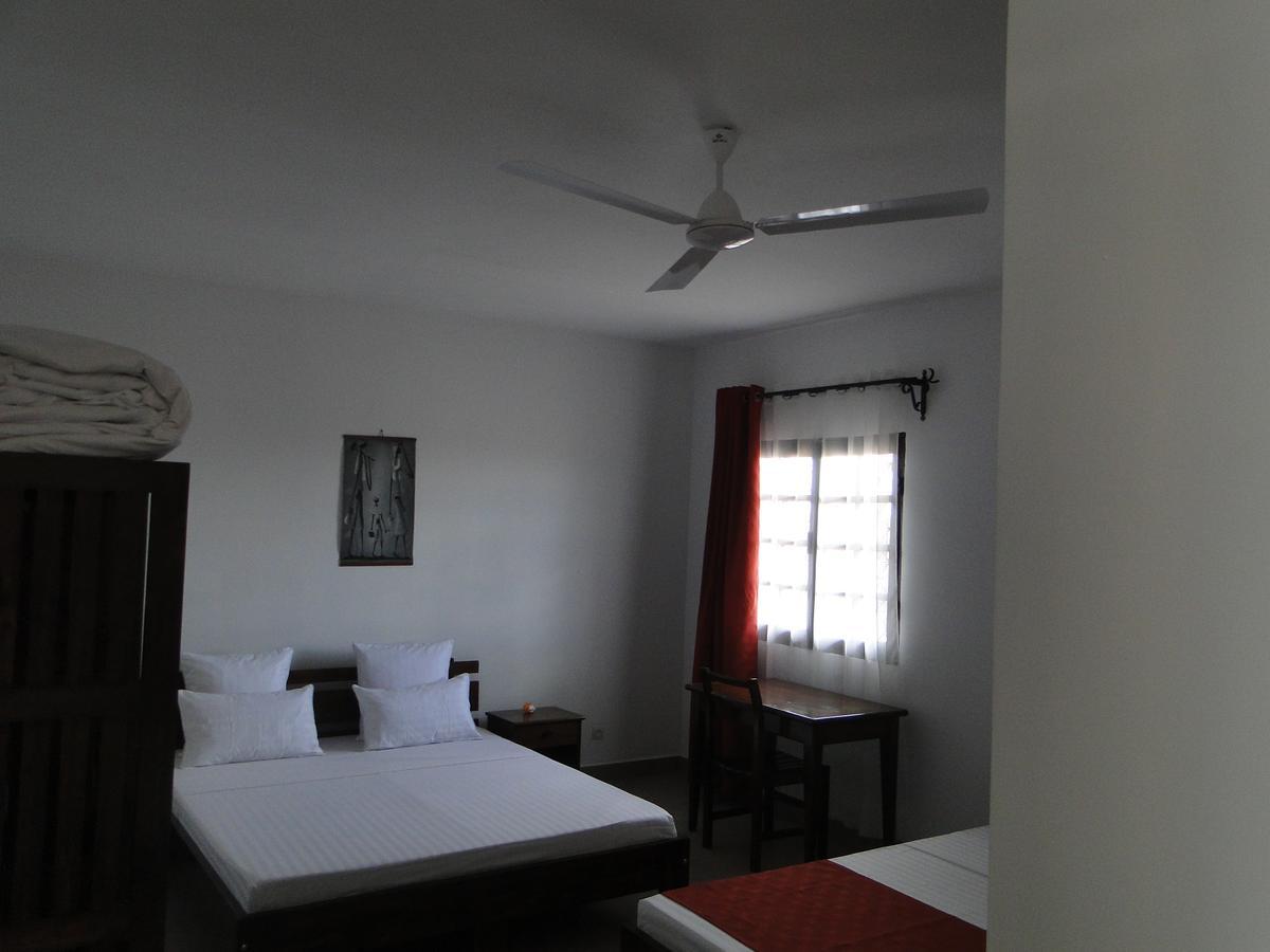 Hotel H1 Isalo Ranohira Buitenkant foto