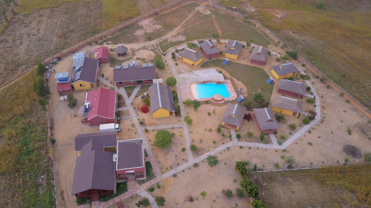 Hotel H1 Isalo Ranohira Buitenkant foto